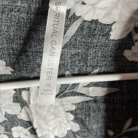 Spiritual Gangster Maya Black White Kimono Duster Belt Open Front Long One Size - Picture 3 of 4